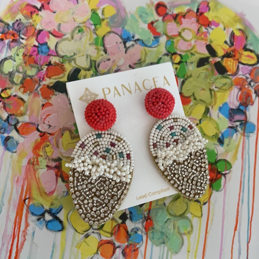 🍦 NEW Panacea earrings🍦